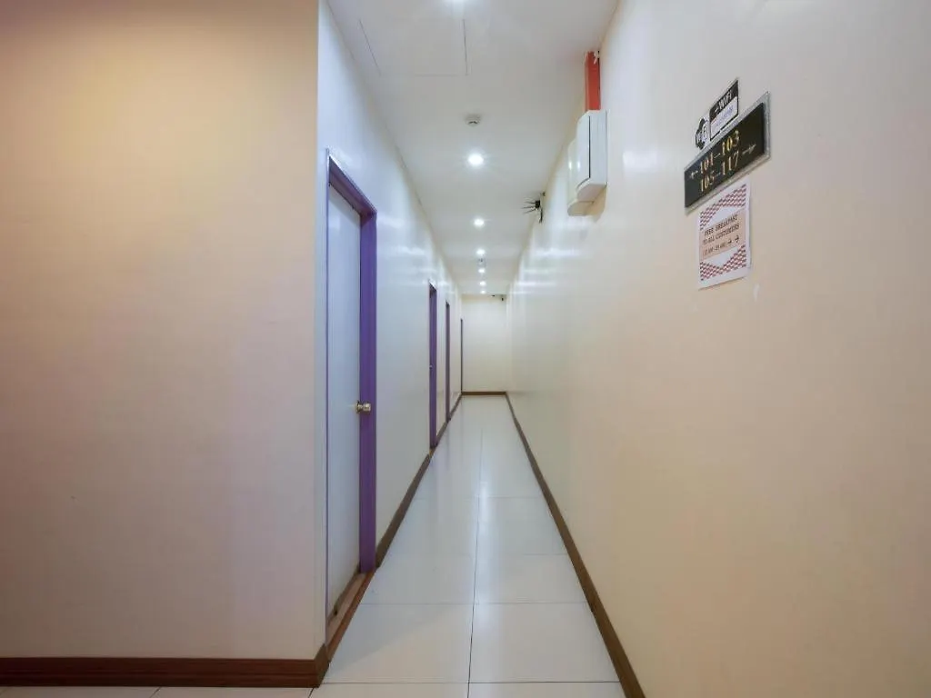 Hotel Zamburger Sungai Besi كوالالمبور